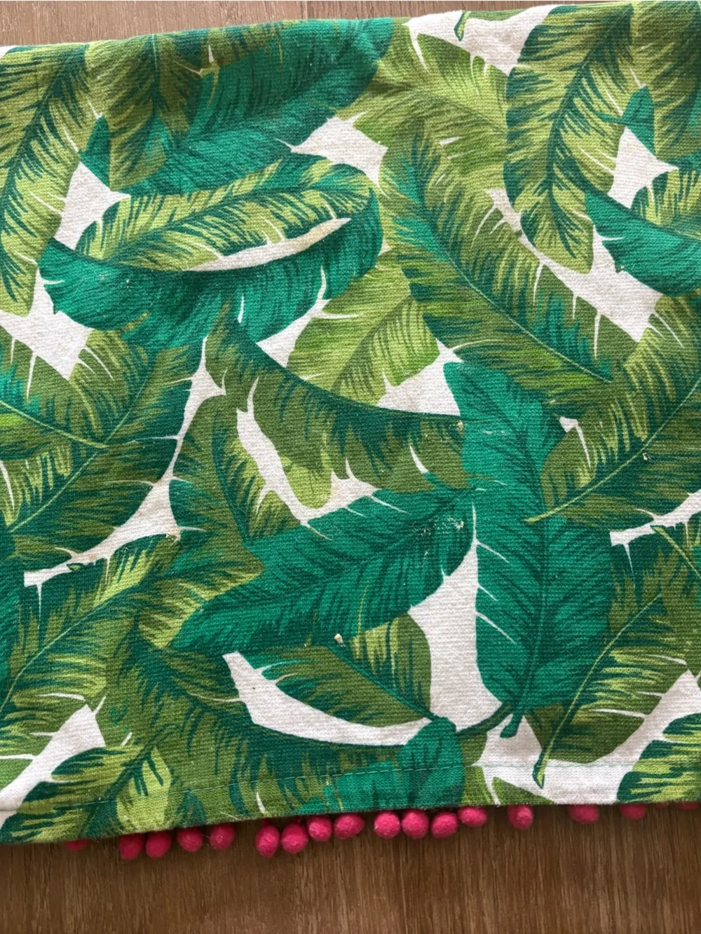 Pineapple Kitchen Towel with Green Leaf Top set